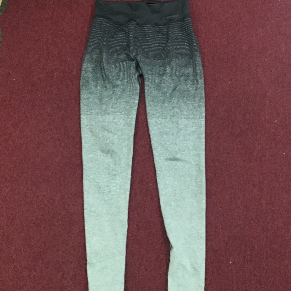 BROOKS WOMENS WORKOUT LEGGINGS